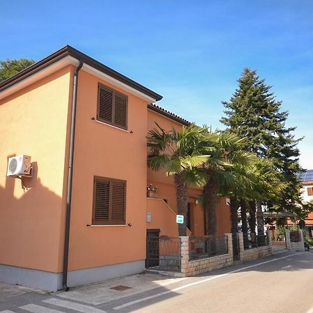Lili Lejlighed Novigrad Istria Eksteriør billede